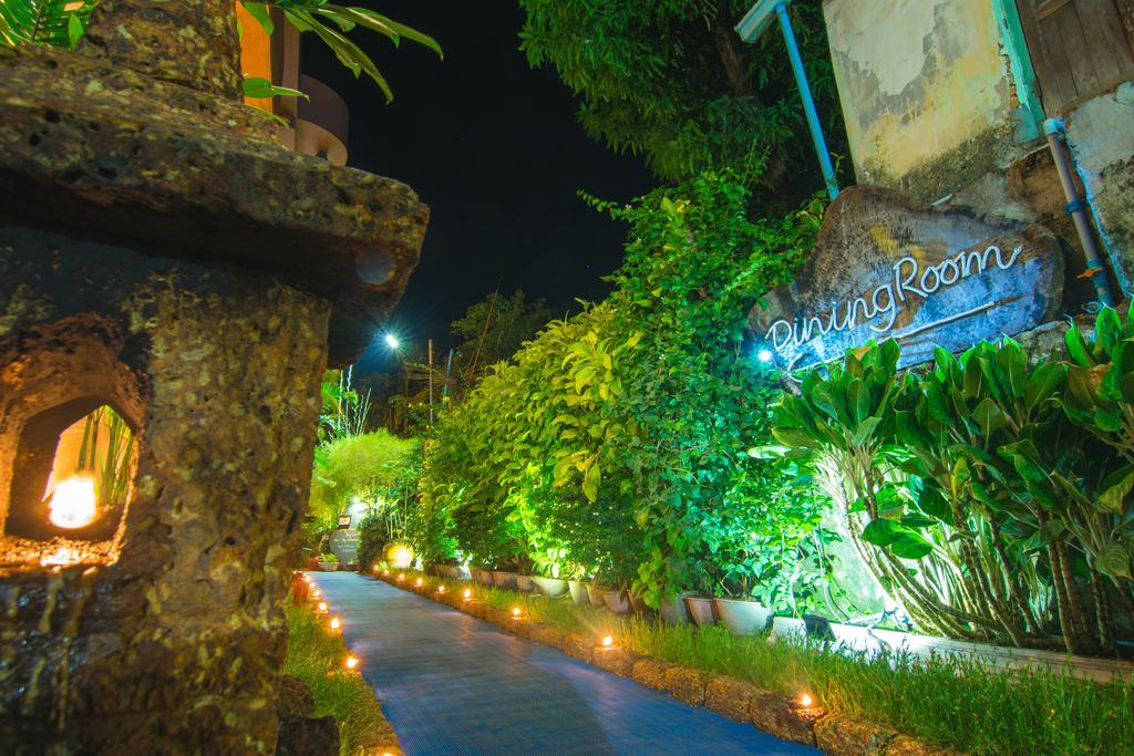 Cinderella Hotel Mawlamyine Dış mekan fotoğraf