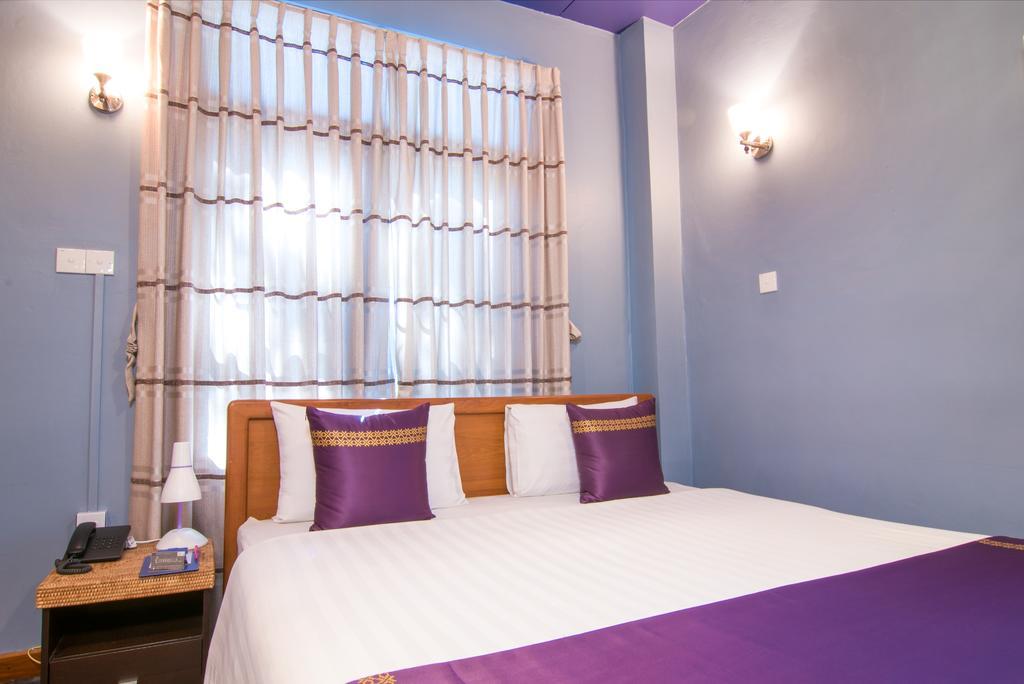 Cinderella Hotel Mawlamyine Dış mekan fotoğraf