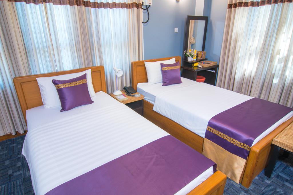 Cinderella Hotel Mawlamyine Dış mekan fotoğraf